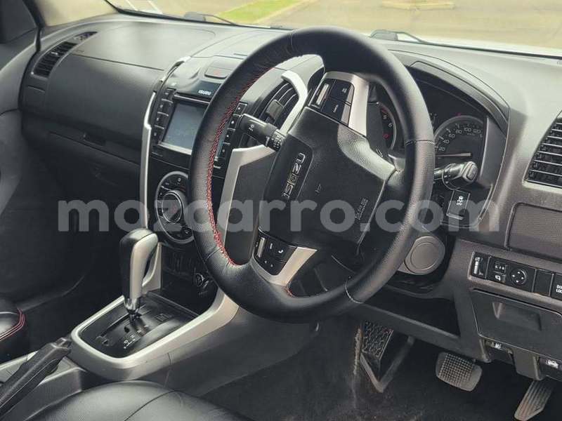 Big with watermark isuzu d max x series maputo bela vista 43152