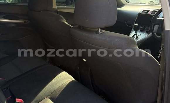 Comprar Usado Toyota Auris Branco Carro em Búzi em Sofala Comprar Usado Toyota Auris Branco Carro em Búzi em Sofala