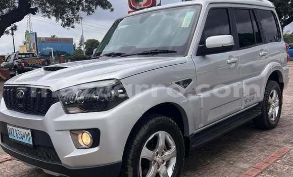 Comprar Usado Mahindra Armada Other Carro em Beira em Sofala Comprar Usado Mahindra Armada Other Carro em Beira em Sofala