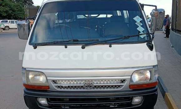 Comprar Usado Toyota Hiace Branco Carro em Balama em Cabo Delgado Comprar Usado Toyota Hiace Branco Carro em Balama em Cabo Delgado