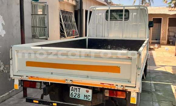 Comprar Usado Toyota Dyna Branco Carro em Balama em Cabo Delgado Comprar Usado Toyota Dyna Branco Carro em Balama em Cabo Delgado