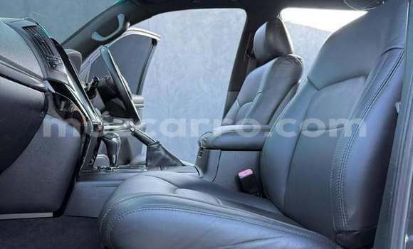 Comprar Usado Toyota Land Cruiser Preto Carro em Boane em Maputo Comprar Usado Toyota Land Cruiser Preto Carro em Boane em Maputo
