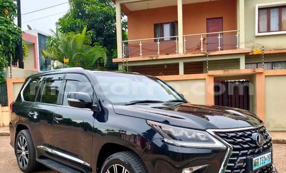 Comprar Usado Lexus LX 570 Preto Carro em Chibabava em Sofala Comprar Usado Lexus LX 570 Preto Carro em Chibabava em Sofala