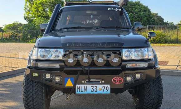 Comprar Usado Toyota Land Cruiser Preto Carro em Búzi em Sofala Comprar Usado Toyota Land Cruiser Preto Carro em Búzi em Sofala