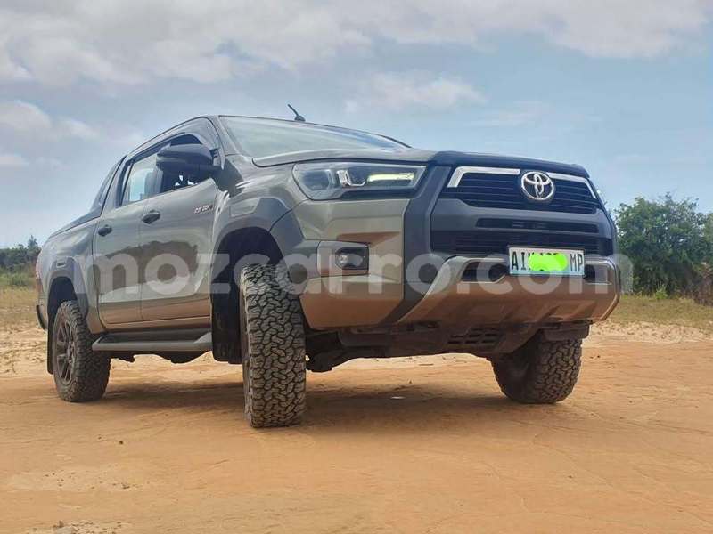 Big with watermark toyota hilux maputo boane 43179