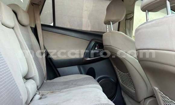 Comprar Usado Toyota Vanguard Preto Carro em Angoche em Nampula Comprar Usado Toyota Vanguard Preto Carro em Angoche em Nampula