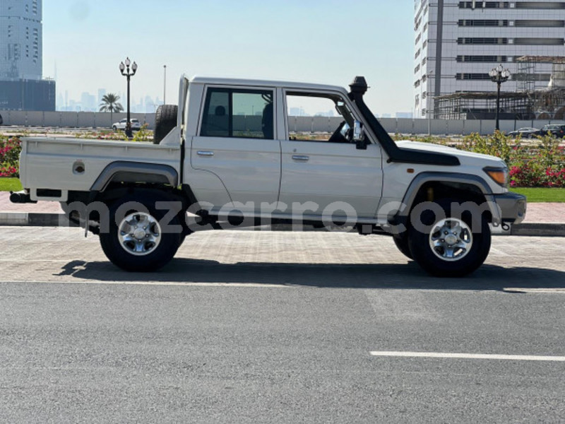 Big with watermark toyota land cruiser zambezia nicoadala 43181