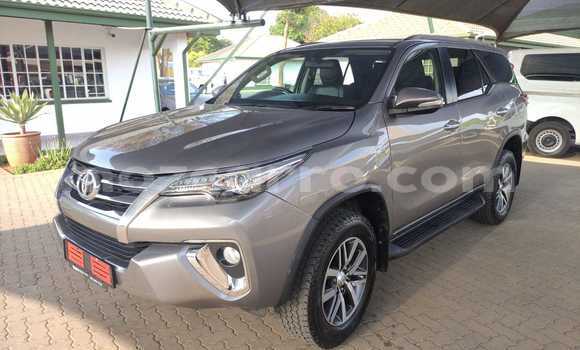Comprar Usado Toyota Fortuner Castanho Carro em Nampula em Nampula Comprar Usado Toyota Fortuner Castanho Carro em Nampula em Nampula