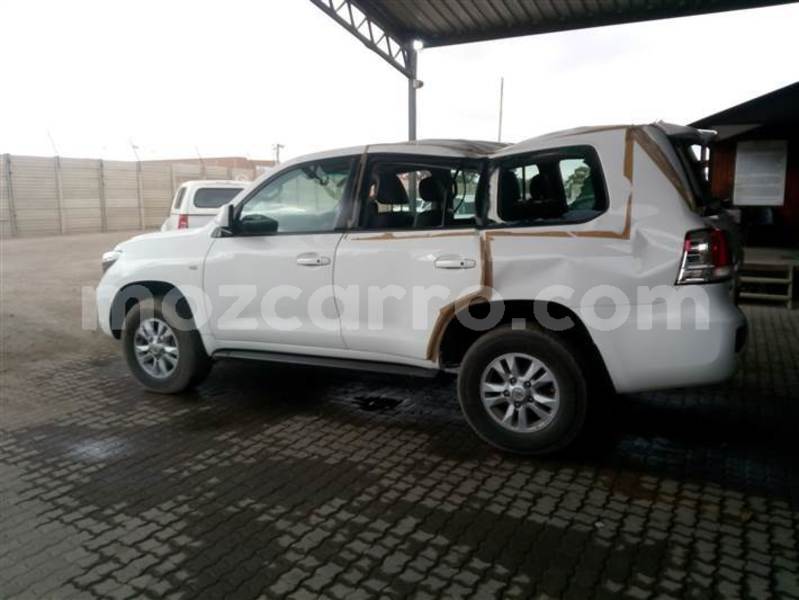 Big with watermark toyota land cruiser prado sofala beira 43204