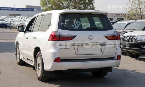 Comprar Importar Lexus LX Branco Carro em Import - Dubai em Cabo Delgado Comprar Importar Lexus LX Branco Carro em Import - Dubai em Cabo Delgado