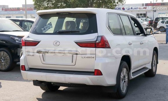 Comprar Importar Lexus LX Branco Carro em Import - Dubai em Cabo Delgado Comprar Importar Lexus LX Branco Carro em Import - Dubai em Cabo Delgado