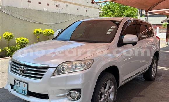 Comprar Usado Toyota Vanguard Branco Carro em Maputo em Maputo Comprar Usado Toyota Vanguard Branco Carro em Maputo em Maputo