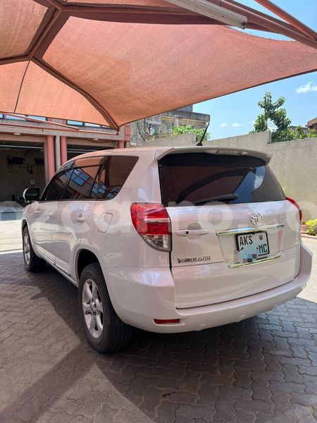 Big with watermark toyota vanguard maputo maputo 43221