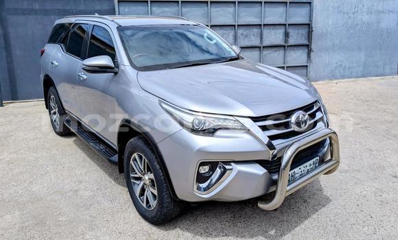 Comprar Usado Toyota Fortuner Other Carro em Maputo em Maputo