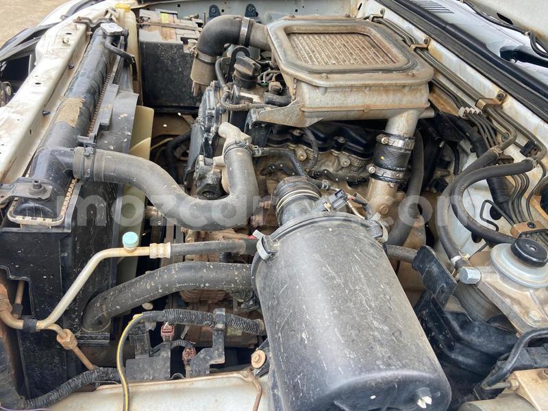 Big with watermark nissan hardbody maputo maputo 43262