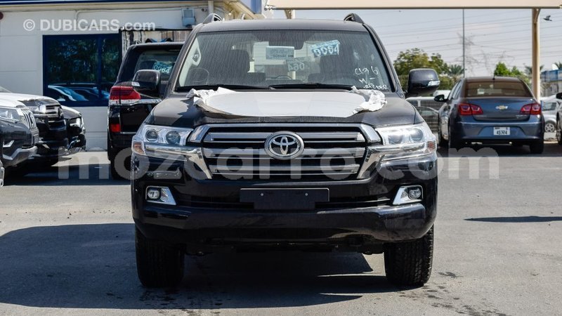 Big with watermark toyota land cruiser cabo delgado import dubai 6455