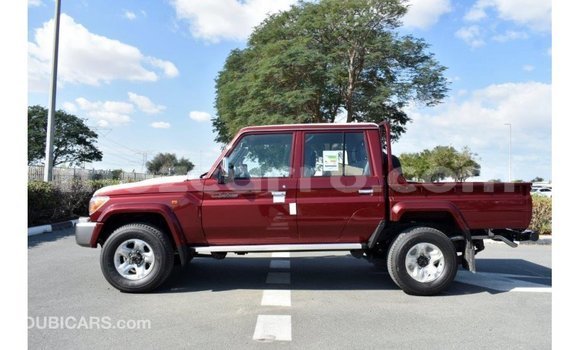 Comprar Importar Toyota Land Cruiser Vermelho Carro em Import - Dubai em Cabo Delgado Comprar Importar Toyota Land Cruiser Vermelho Carro em Import - Dubai em Cabo Delgado