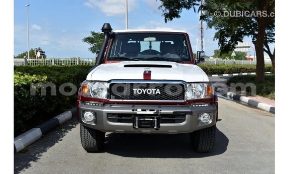 Comprar Importar Toyota Land Cruiser Vermelho Carro em Import - Dubai em Cabo Delgado Comprar Importar Toyota Land Cruiser Vermelho Carro em Import - Dubai em Cabo Delgado