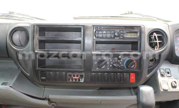 Buy Used Hino 300 Series White Truck in Maputo in Maputo Buy Used Hino 300 Series White Truck in Maputo in Maputo