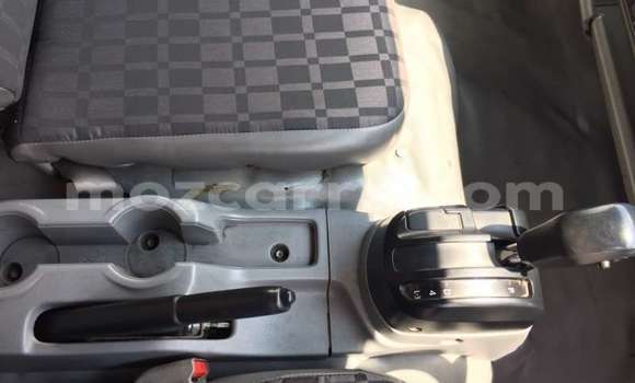 Buy Used Hino 300 Series White Truck in Maputo in Maputo Buy Used Hino 300 Series White Truck in Maputo in Maputo