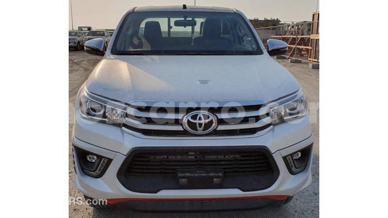 Big with watermark toyota hilux cabo delgado import dubai 6469