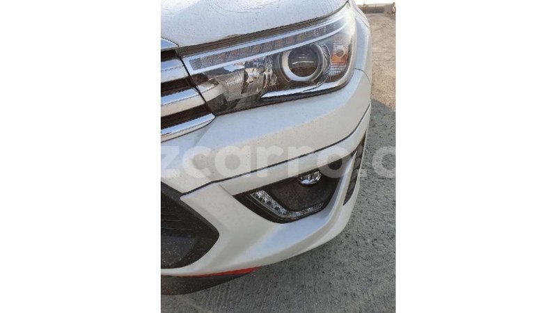 Big with watermark toyota hilux cabo delgado import dubai 6469