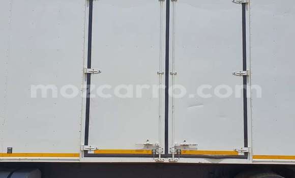 Buy Used Mitsubishi L400 White Truck in Maputo in Maputo Buy Used Mitsubishi L400 White Truck in Maputo in Maputo