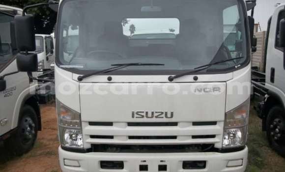 Buy Used Isuzu FTR 850 White Truck in Maputo in Maputo Buy Used Isuzu FTR 850 White Truck in Maputo in Maputo
