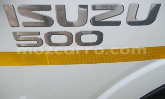 Buy Used Isuzu FTR 850 White Truck in Maputo in Maputo Buy Used Isuzu FTR 850 White Truck in Maputo in Maputo
