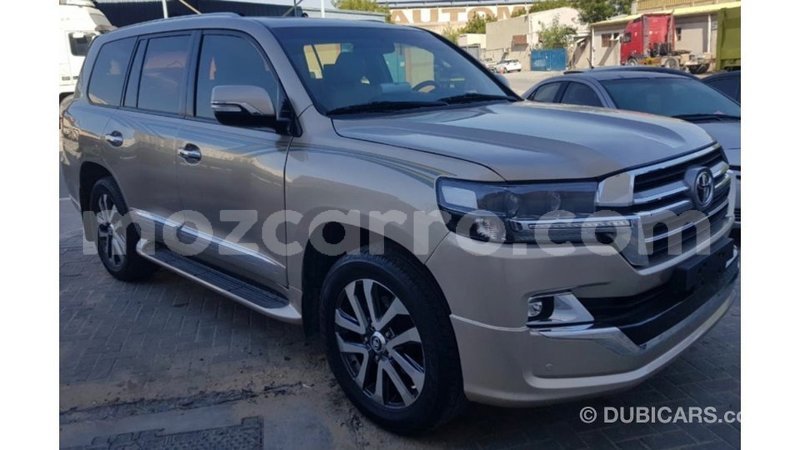 Big with watermark toyota land cruiser cabo delgado import dubai 6476