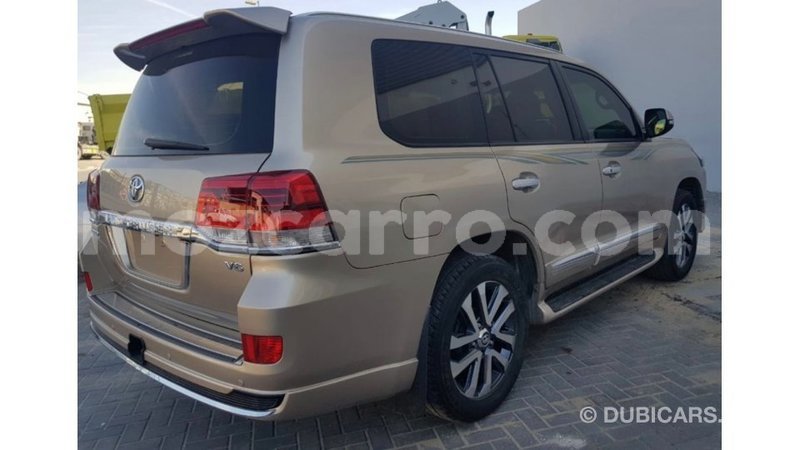 Big with watermark toyota land cruiser cabo delgado import dubai 6476