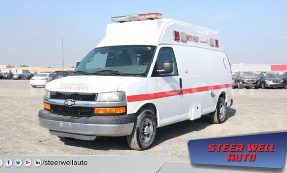 Comprar Importar Chevrolet Express Branco Carro em Import - Dubai em Cabo Delgado