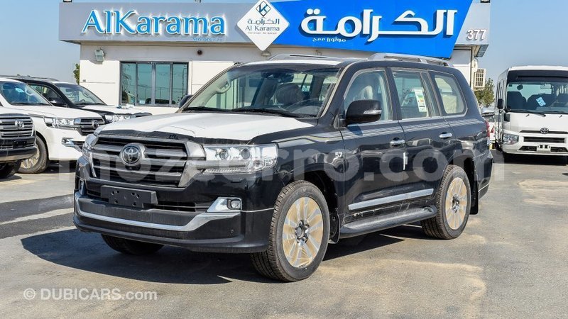 Big with watermark toyota land cruiser cabo delgado import dubai 6482