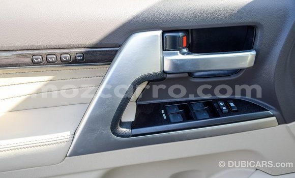 Comprar Importar Toyota Land Cruiser Preto Carro em Import - Dubai em Cabo Delgado Comprar Importar Toyota Land Cruiser Preto Carro em Import - Dubai em Cabo Delgado