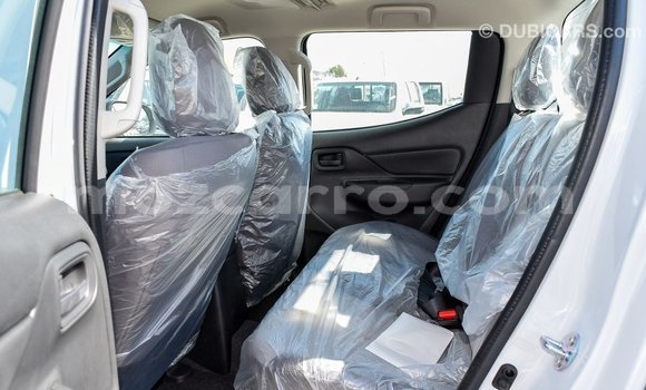 Tenga Imported Mitsubishi L200 Chena Mota in Import - Dubai in Cabo Delgado Tenga Imported Mitsubishi L200 Chena Mota in Import - Dubai in Cabo Delgado