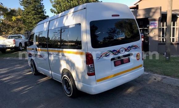 Buy Used Toyota 2000GT White Car in Maputo in Maputo Buy Used Toyota 2000GT White Car in Maputo in Maputo