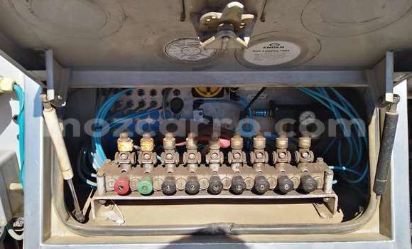 Buy Used Toyota Dyna White Truck in Maputo in Maputo Buy Used Toyota Dyna White Truck in Maputo in Maputo