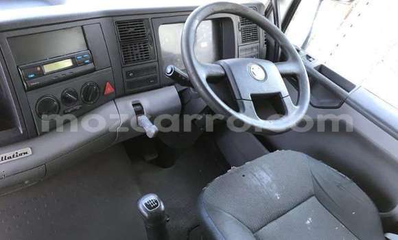 Buy Used Volkswagen TRUCK White Truck in Maputo in Maputo Buy Used Volkswagen TRUCK White Truck in Maputo in Maputo