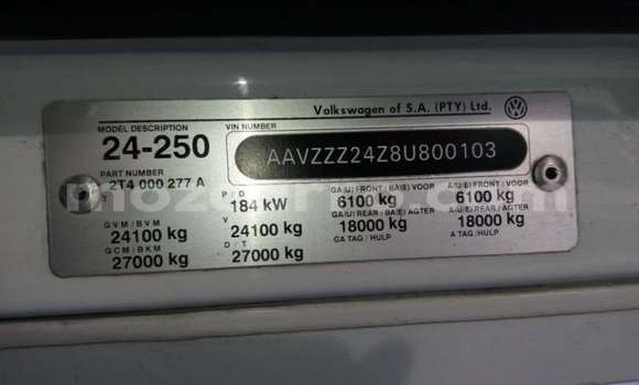 Buy Used Volkswagen TRUCK White Truck in Maputo in Maputo Buy Used Volkswagen TRUCK White Truck in Maputo in Maputo