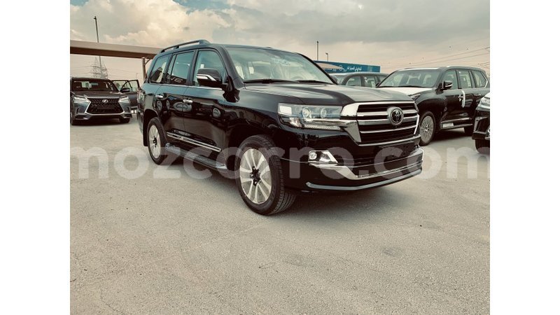 Big with watermark toyota land cruiser cabo delgado import dubai 6514