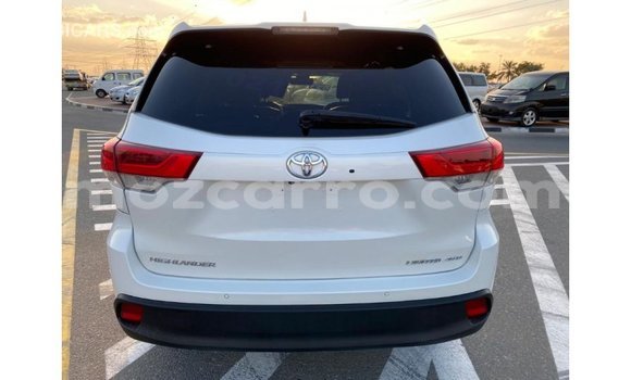 Comprar Importar Toyota Highlander Branco Carro em Import - Dubai em Cabo Delgado Comprar Importar Toyota Highlander Branco Carro em Import - Dubai em Cabo Delgado