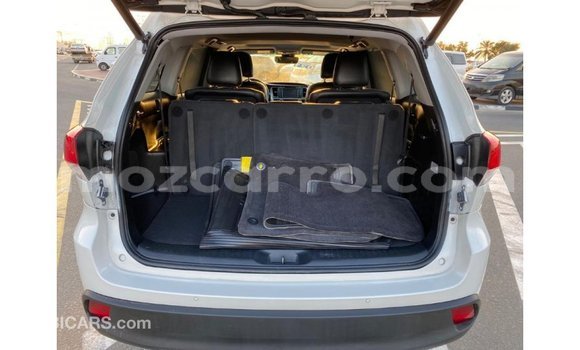 Comprar Importar Toyota Highlander Branco Carro em Import - Dubai em Cabo Delgado Comprar Importar Toyota Highlander Branco Carro em Import - Dubai em Cabo Delgado