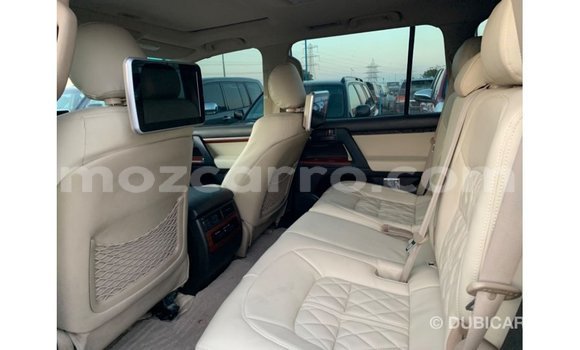 Comprar Importar Toyota Land Cruiser Azul Carro em Import - Dubai em Cabo Delgado Comprar Importar Toyota Land Cruiser Azul Carro em Import - Dubai em Cabo Delgado