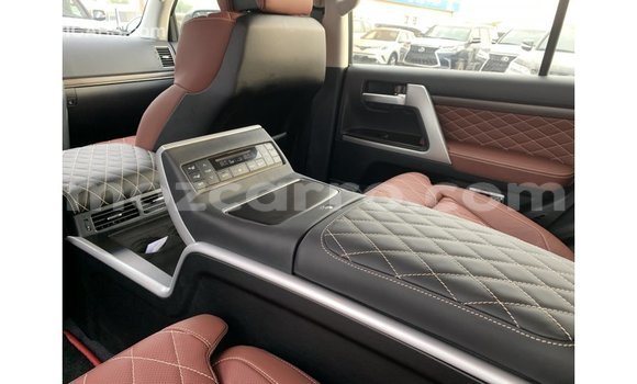 Buy Import Toyota Land Cruiser Black Car in Import - Dubai in Cabo Delgado Buy Import Toyota Land Cruiser Black Car in Import - Dubai in Cabo Delgado