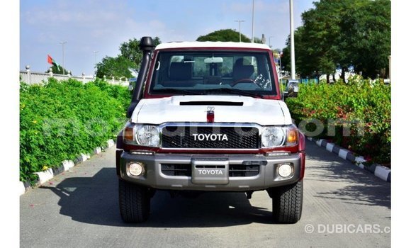 Buy Import Toyota Land Cruiser Red Car in Import - Dubai in Cabo Delgado Buy Import Toyota Land Cruiser Red Car in Import - Dubai in Cabo Delgado