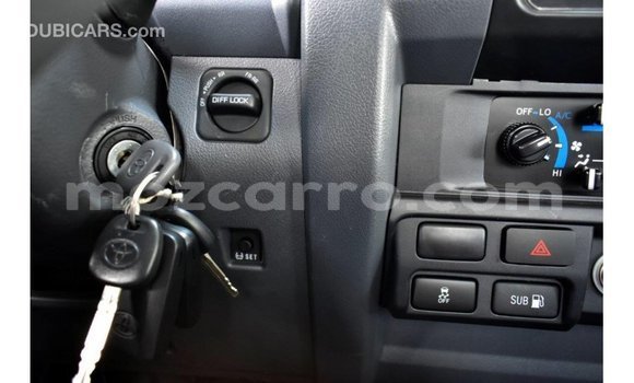 Buy Import Toyota Land Cruiser Red Car in Import - Dubai in Cabo Delgado Buy Import Toyota Land Cruiser Red Car in Import - Dubai in Cabo Delgado