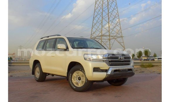 Buy Import Toyota Land Cruiser White Car in Import - Dubai in Cabo Delgado Buy Import Toyota Land Cruiser White Car in Import - Dubai in Cabo Delgado