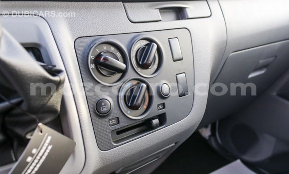 Tenga Imported Nissan Urvan Chena Mota in Import - Dubai in Cabo Delgado Tenga Imported Nissan Urvan Chena Mota in Import - Dubai in Cabo Delgado