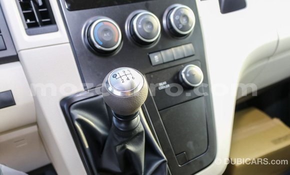 Tenga Imported Toyota Hiace Chena Mota in Import - Dubai in Cabo Delgado Tenga Imported Toyota Hiace Chena Mota in Import - Dubai in Cabo Delgado