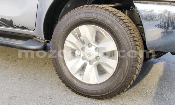 Tenga Imported Toyota Hilux Zvimwe Mota in Import - Dubai in Cabo Delgado Tenga Imported Toyota Hilux Zvimwe Mota in Import - Dubai in Cabo Delgado